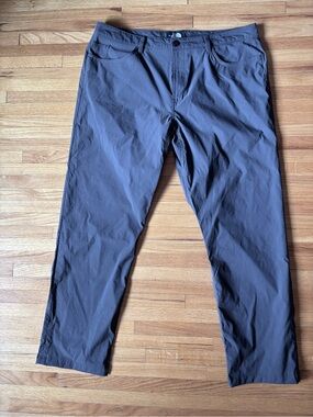 The North Face Men's Grey Stretch Pants